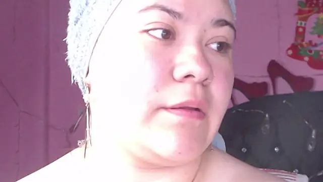 NikkiRous  online show from 02-08-25, 12:28