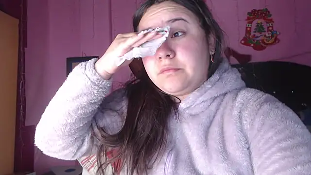 NikkiRous  online show from 09-12-25, 10:37