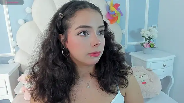 Snapshot of Cheerrysweett chatting on 12-11-24, 01:06 Cheerrysweett online show from 12-11-24, 01:06