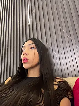 Ema azel online show from 01-15-26, 01:48