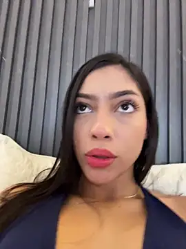 Ema azel online show from 02-15-26, 01:52