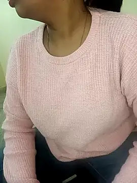 Snapshot of Im_Cute chatting on 12-15-24, 09:03 Im Cute online show from 12-15-24, 09:03