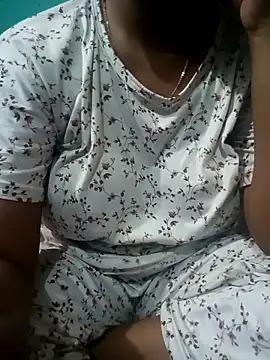 Snapshot of Im_Cute chatting on 09-13-25, 07:13 Im Cute online show from 09-13-25, 07:13