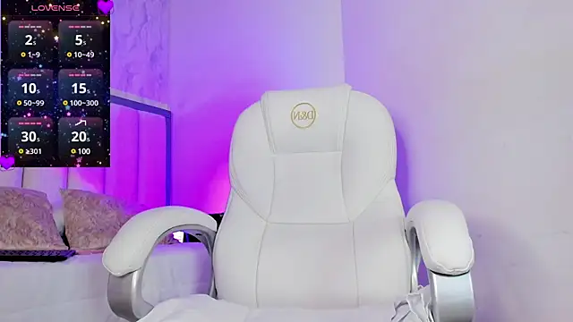 AilishBenson online show from 12-27-24, 05:37