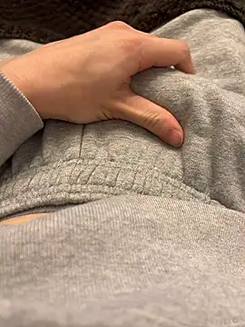 Snapshot of shiro_3 chatting on 11-29-25, 02:53 shiro 3 online show from 11-29-25, 02:53