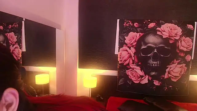 EvaaFoxxy1 online show from 04-20-26, 12:08