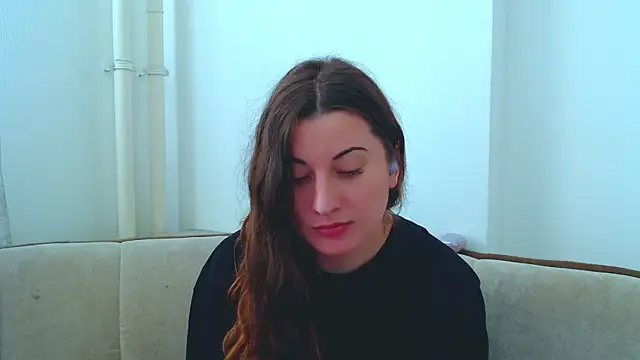 Helen Adams  online show from 02-05-25, 08:32