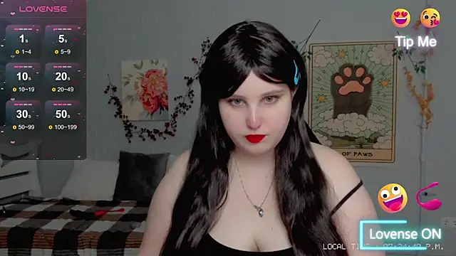 Crystal Chris online show from 09-15-25, 04:18