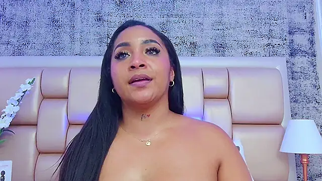 Snapshot of KateVenegas chatting on 01-24-25, 01:56 KateVenegas online show from 01-24-25, 01:56