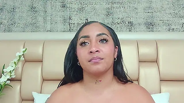 Snapshot of KateVenegas chatting on 02-21-25, 08:16 KateVenegas online show from 02-21-25, 08:16