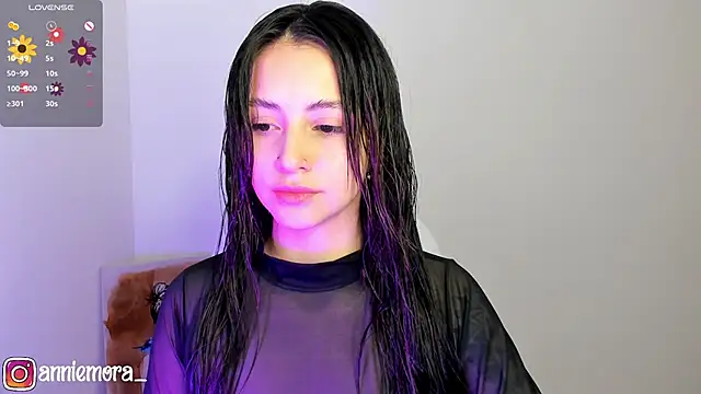 Snapshot of annie_mora chatting on 02-20-25, 01:46 annie mora online show from 02-20-25, 01:46