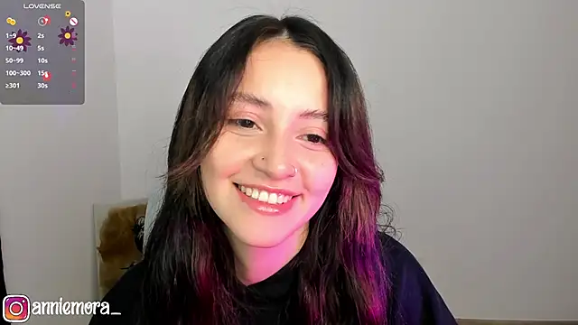 Snapshot of annie_mora chatting on 02-23-25, 02:29 annie mora online show from 02-23-25, 02:29