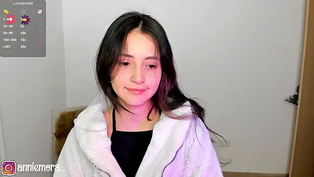 Snapshot of annie_mora chatting on 02-26-25, 04:14 annie mora online show from 02-26-25, 04:14