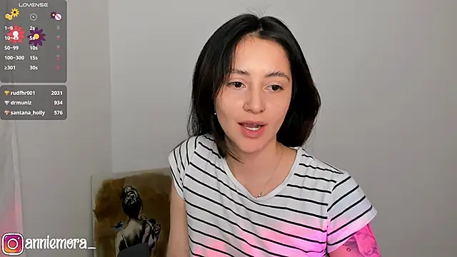 Snapshot of annie_mora chatting on 02-27-25, 05:13 annie mora online show from 02-27-25, 05:13