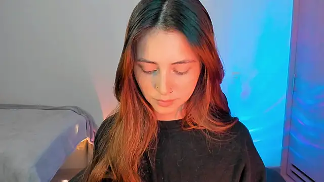 Snapshot of annie_mora chatting on 09-25-25, 02:26 annie mora online show from 09-25-25, 02:26