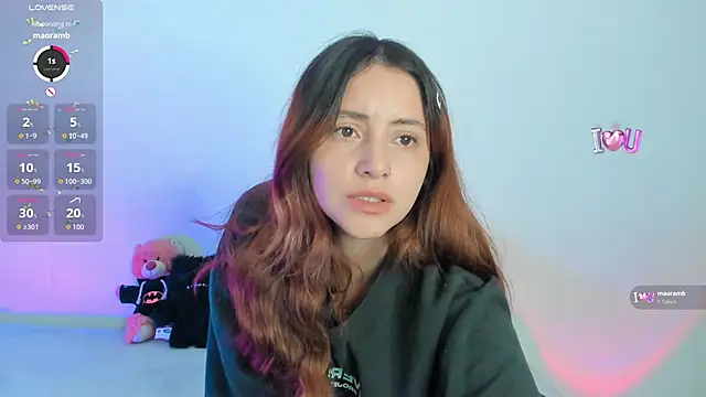 Snapshot of annie_mora chatting on 10-30-25, 03:41 annie mora online show from 10-30-25, 03:41