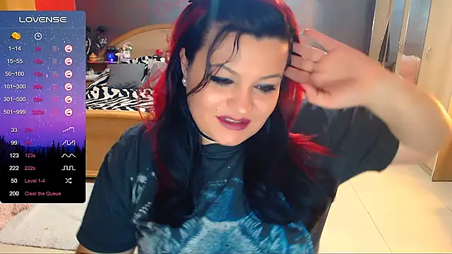 Snapshot of Ariellefoxy chatting on 12-23-24, 10:12 Ariellefoxy online show from 12-23-24, 10:12