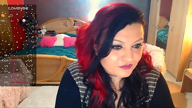 Snapshot of Ariellefoxy chatting on 02-03-25, 08:35 Ariellefoxy online show from 02-03-25, 08:35