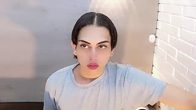 Daniela Pink  online show from 10-14-25, 07:36