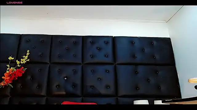 Daniela Pink  online show from 04-05-26, 08:50