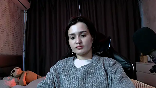 KiraYammy online show from 05-15-26, 11:01