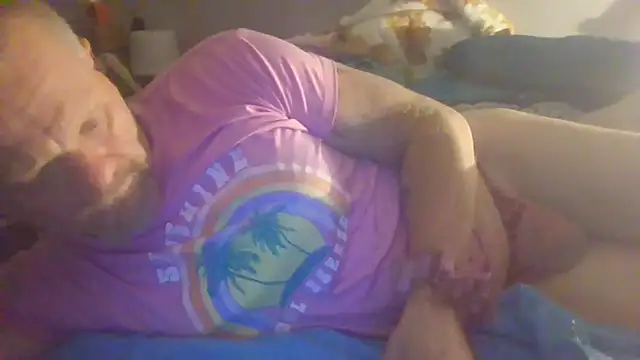 Snapshot of MagicAdmiralty5 chatting on 11-10-25, 05:28 MagicAdmiralty5 online show from 11-10-25, 05:28