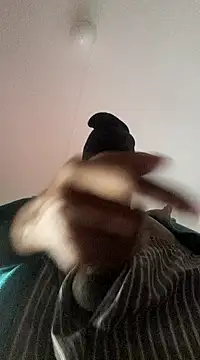 Gifttheskimaskboy online show from 03-18-25, 02:26