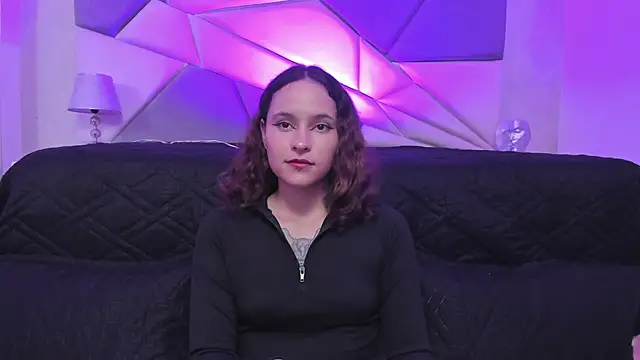 AnnyThompson  online show from 12-10-24, 08:49