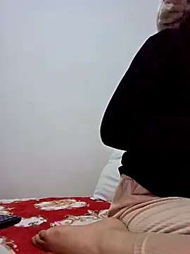 Snapshot of altinya chatting on 05-07-26, 06:57 altinya online show from 05-07-26, 06:57