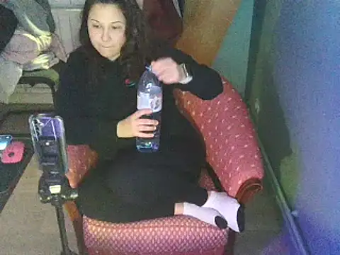 Snapshot of minette-sexy chatting on 02-12-25, 09:01 minette-sexy online show from 02-12-25, 09:01