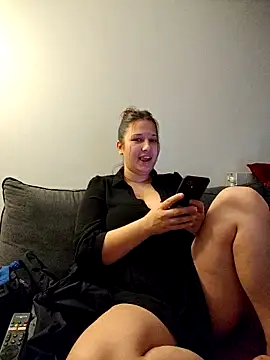 Snapshot of minette-sexy chatting on 03-10-25, 09:40 minette-sexy online show from 03-10-25, 09:40