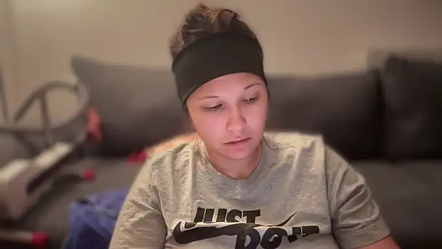 Snapshot of minette-sexy chatting on 10-05-25, 07:56 minette-sexy online show from 10-05-25, 07:56