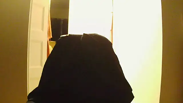 L0cKyseven77 online show from 10-04-25, 10:46