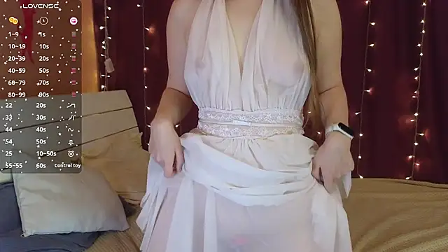 Snapshot of AnastasiiaFox chatting on 10-12-25, 06:45 AnastasiiaFox online show from 10-12-25, 06:45