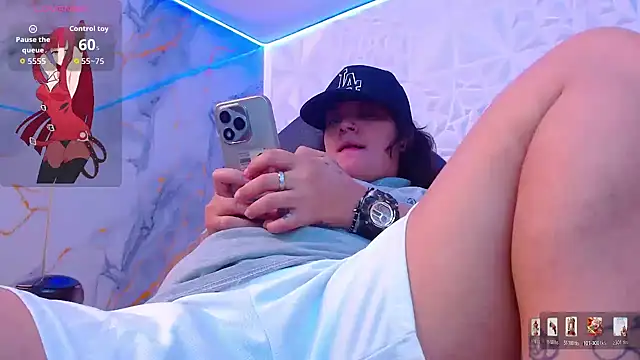 snowflake xxx online show from 03-14-26, 04:51