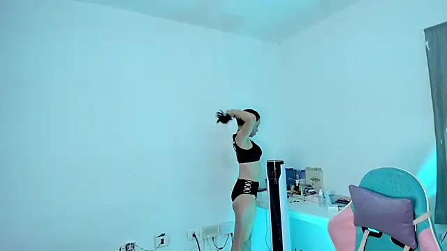 WandaDoll online show from 03-18-25, 11:41