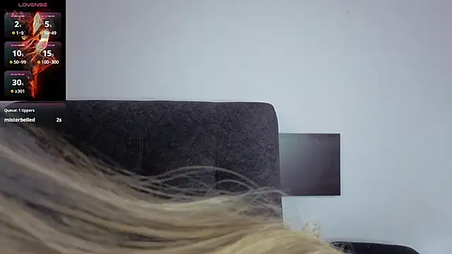 eleecttraa 12 online show from 10-17-25, 07:49