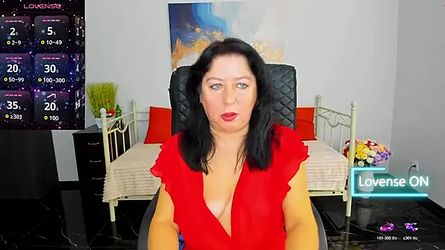 Julia Dean online show from 03-05-26, 01:07