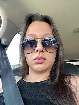 Snapshot of Lilly_Black88888 chatting on 05-17-26, 12:34 Lilly Black88888 online show from 05-17-26, 12:34