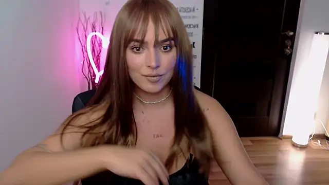 ChloeJewel1 online show from 11-28-25, 12:41