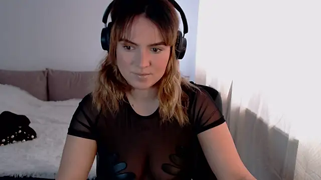 ChloeJewel1 online show from 04-04-26, 08:23