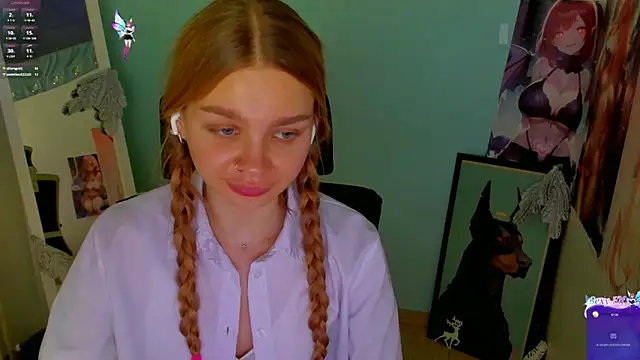 Molly sweetie online show from 12-19-24, 10:24