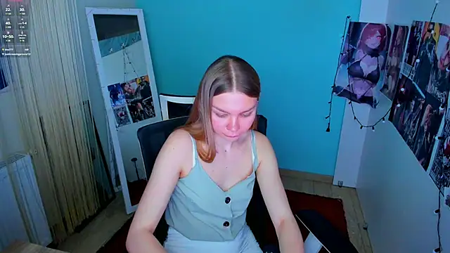 Molly sweetie online show from 03-18-25, 10:03