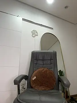 Nikatsu online show from 03-08-25, 09:18