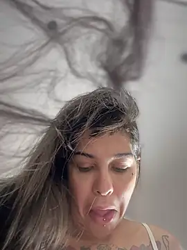 Nikatsu online show from 10-04-25, 03:54