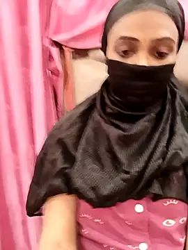 Snapshot of Yours-Bebo chatting on 01-24-25, 08:44 Yours-Bebo online show from 01-24-25, 08:44