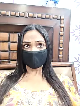 Snapshot of Yours-Bebo chatting on 01-28-25, 04:41 Yours-Bebo online show from 01-28-25, 04:41