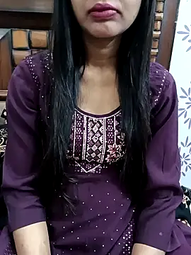 Snapshot of Yours-Bebo chatting on 02-01-25, 04:11 Yours-Bebo online show from 02-01-25, 04:11