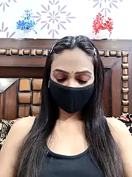 Snapshot of Yours-Bebo chatting on 02-07-25, 07:40 Yours-Bebo online show from 02-07-25, 07:40