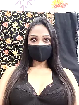 Snapshot of Yours-Bebo chatting on 02-08-25, 04:14 Yours-Bebo online show from 02-08-25, 04:14